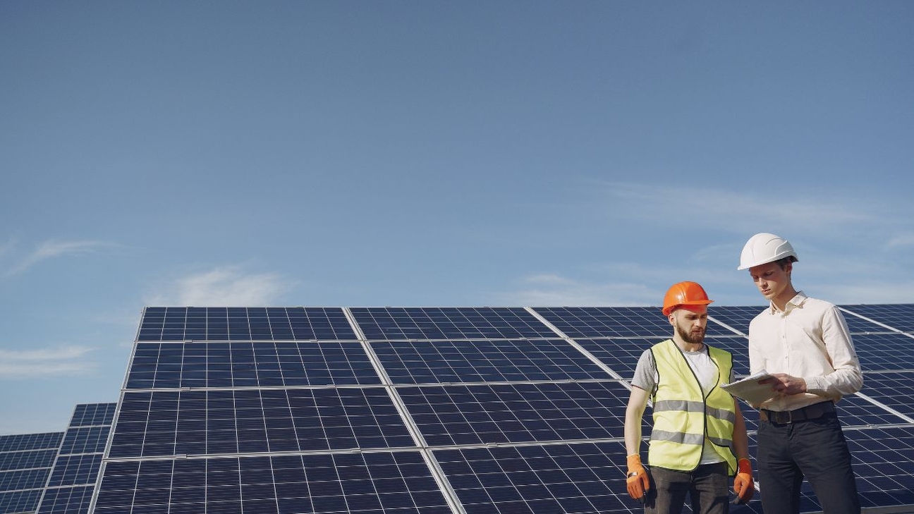 Programa Parque Solar Comunitario en Chile: 59 municipios desde Putre hasta Punta Arenas se beneficiarán con descuentos en electricidad