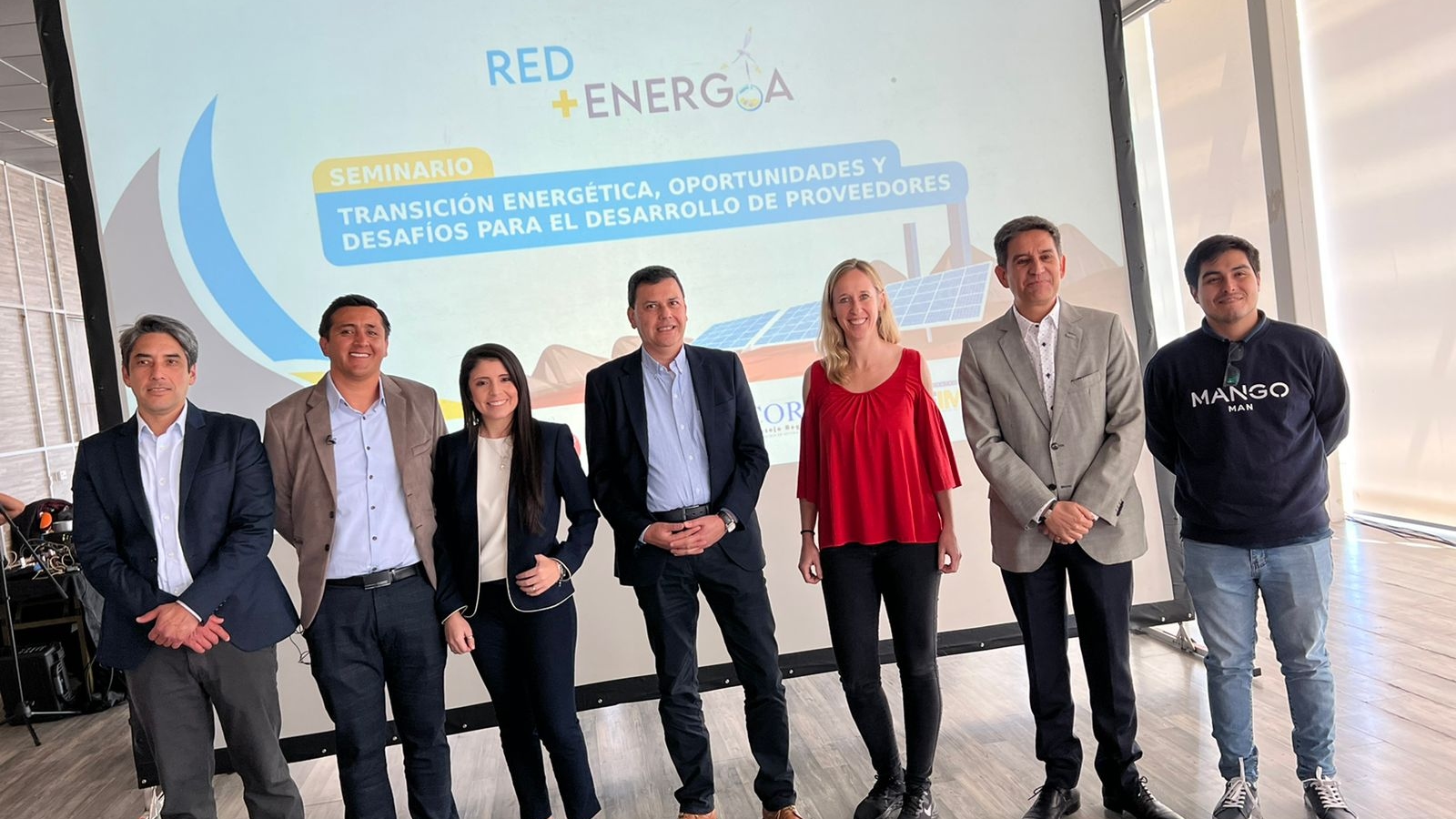 Programa Red+Energía convocó más de un centenar de personas en seminario de transición energética