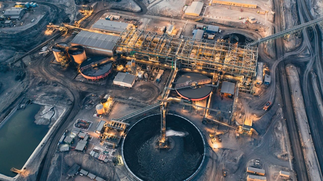 Proyecto de Compañía Minera del Pacífico S.A. recibe aprobación ambiental: Inversión de US$1,2 millones fortalecerá suministro eléctrico y desarrollo sostenible en Cardones