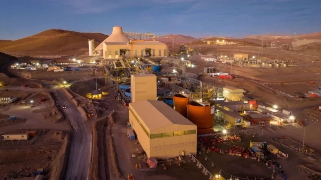 Quebrada Blanca: Contraloría valida compra del 10% por Codelco y descarta perjuicio patrimonial