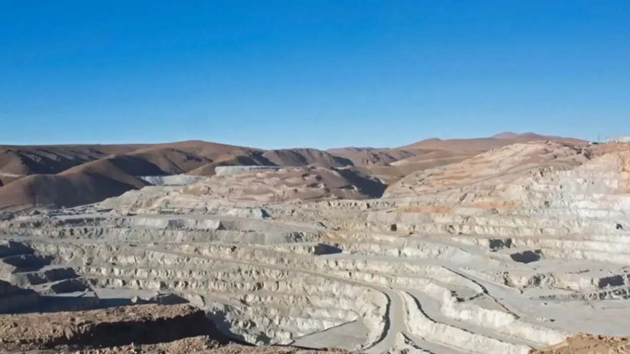 Quebrada Blanca y Collahuasi: sinergia elevaría en 175 mil toneladas la producción y proyecta décadas de crecimiento cuprífero