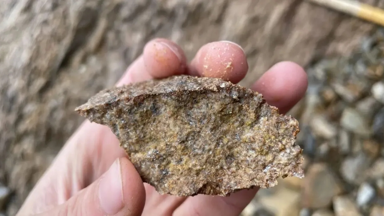 Rackla Metals: Propiedad de Grad devuelve 10,5 m @ 2,56 G/T Au en el agujero G25-009