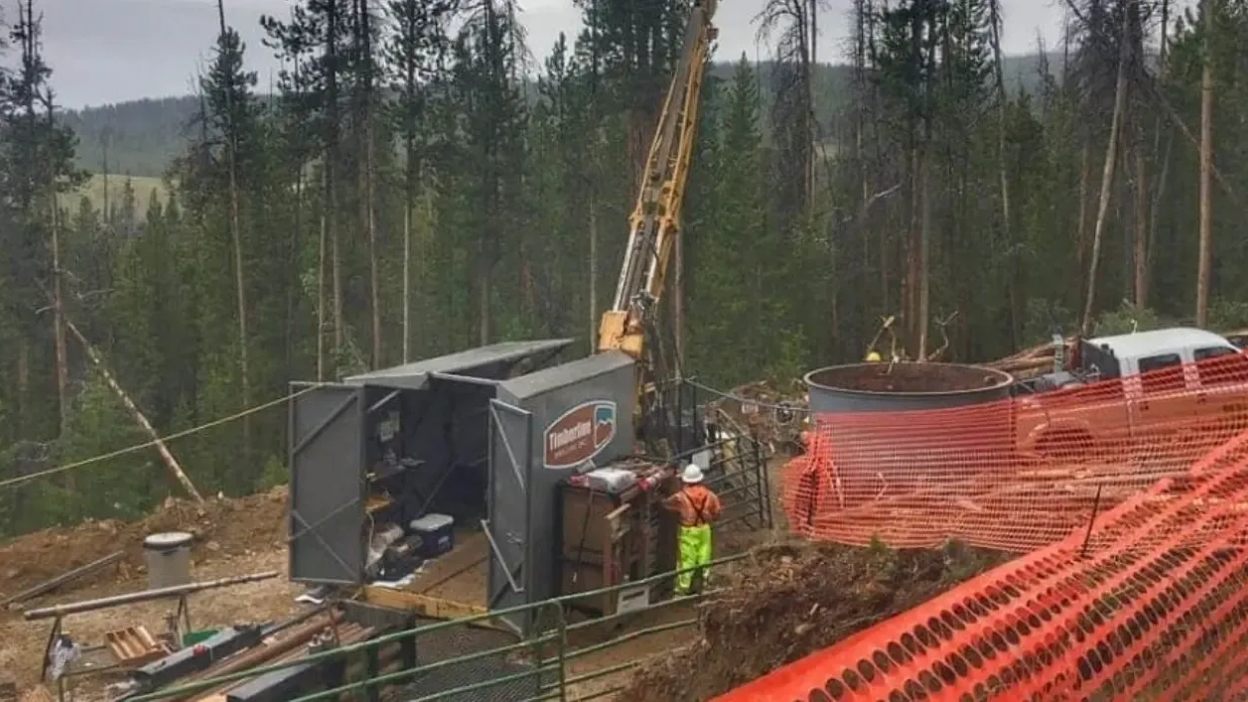 Revival Gold perfora 2,8 g/t de oro en 74 metros, incluyendo 8,0 g/t en 12 metros en el Proyecto Mercur Gold en Utah