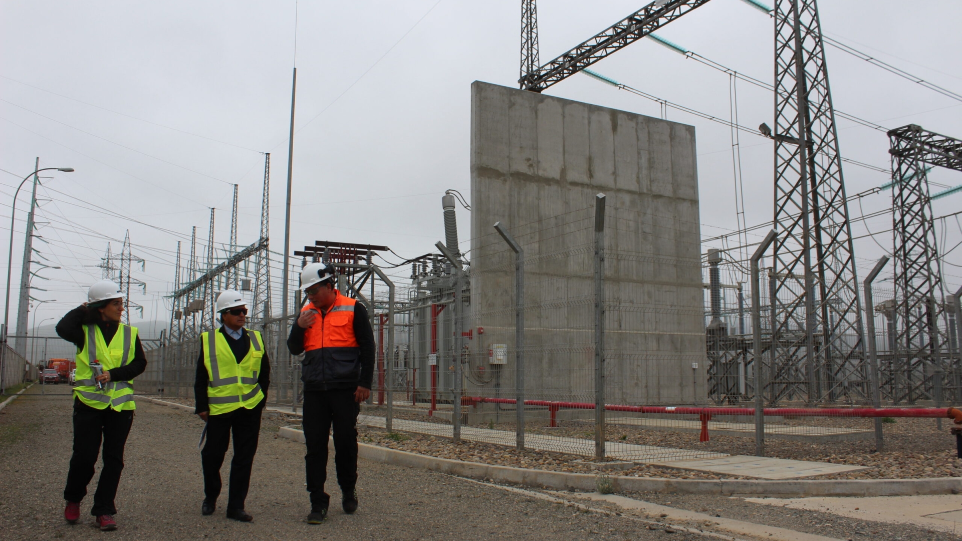 Seremi de Energía constata avances en proyecto de almacenamiento del parque eólico Punta Sierra