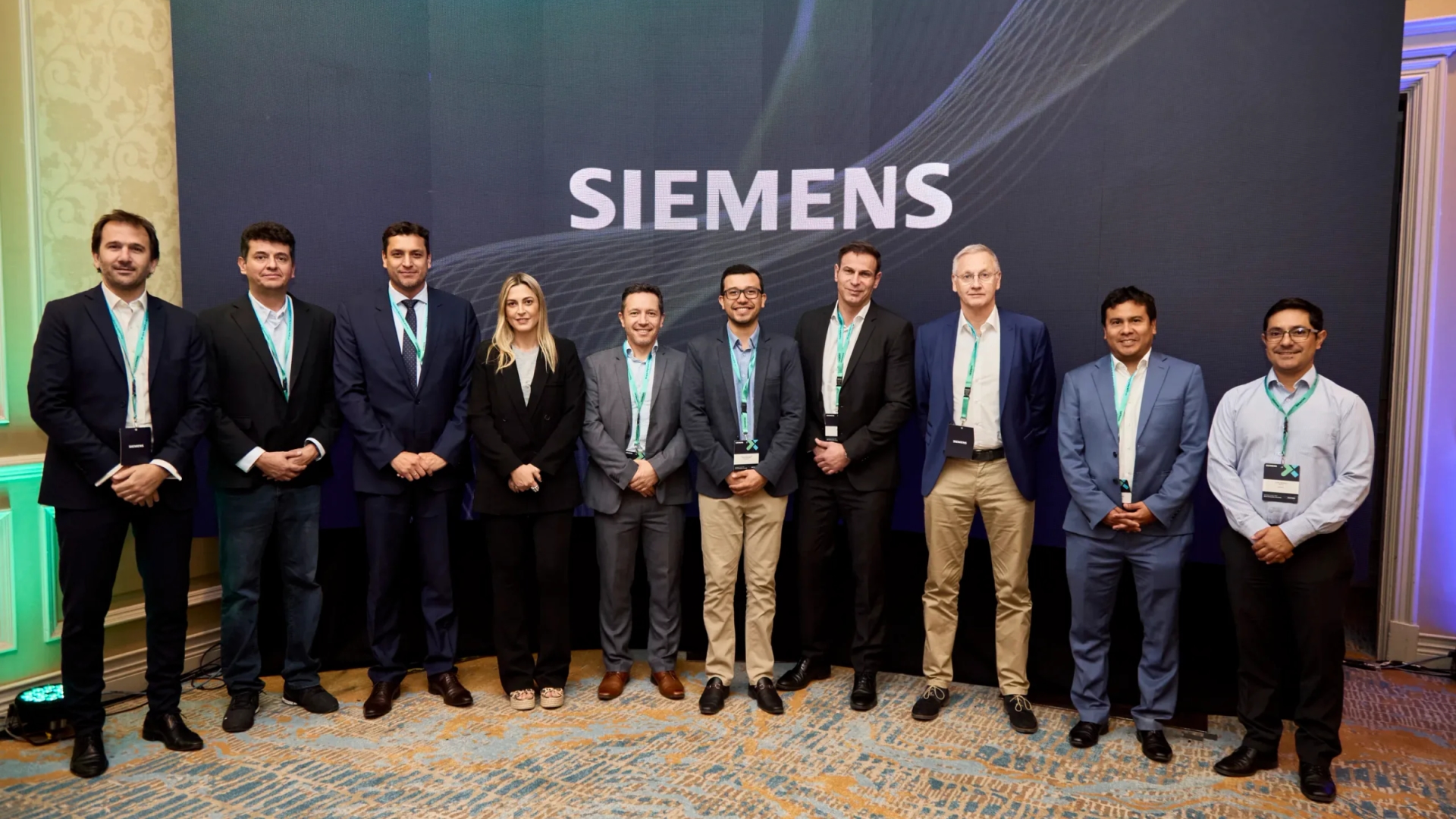 Siemens reúne a líderes globales y nacionales para proyectar el nuevo ciclo de transformación energética y minera desde Chile