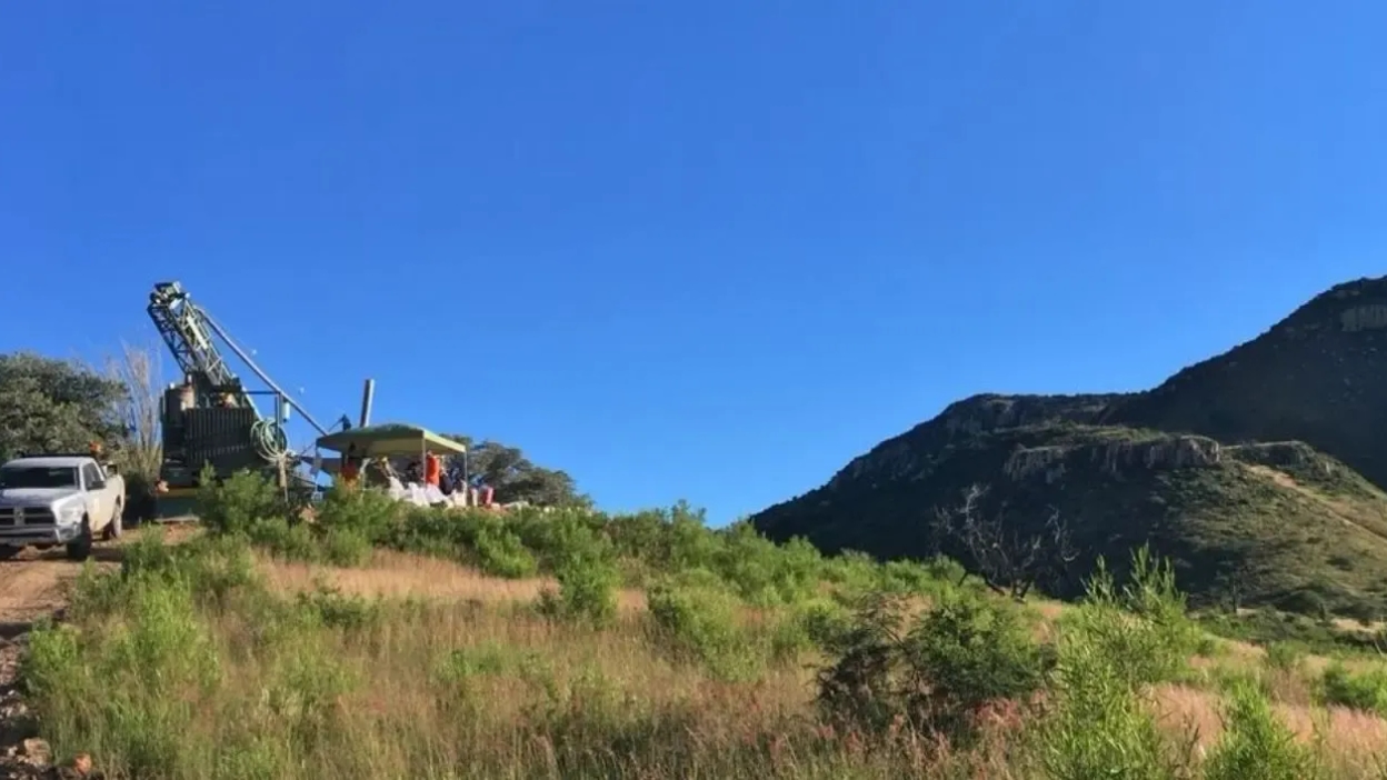 Sonoro Gold anuncia una estimación de recursos minerales y una robusta actualización de PEA para el proyecto Cerro Caliche Gold