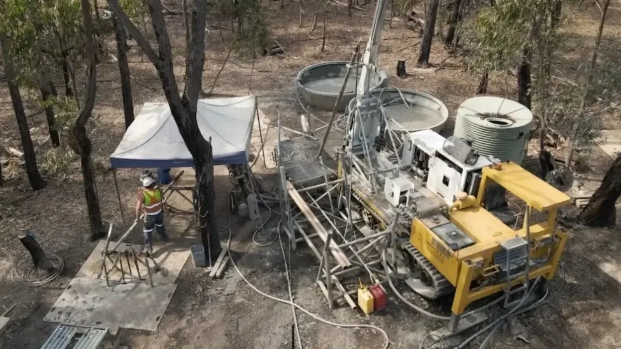 Southern Cross Gold perfora el pozo más profundo del proyecto, el oro impactó 460 metros por debajo del dique Golden