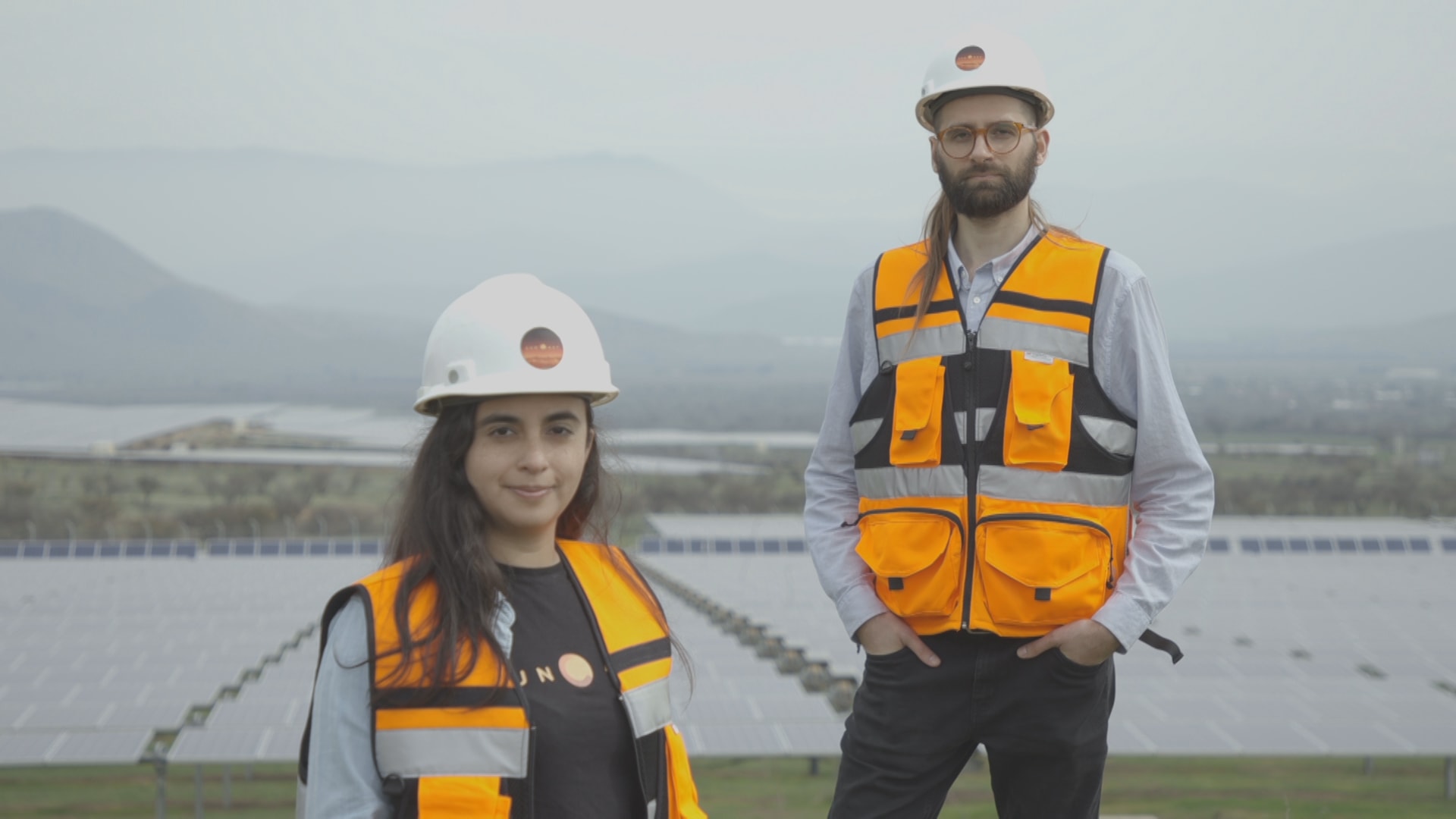 “Suncast revoluciona la eficiencia solar: Inteligencia Artificial aumenta la producción anual en Parques Solares»
