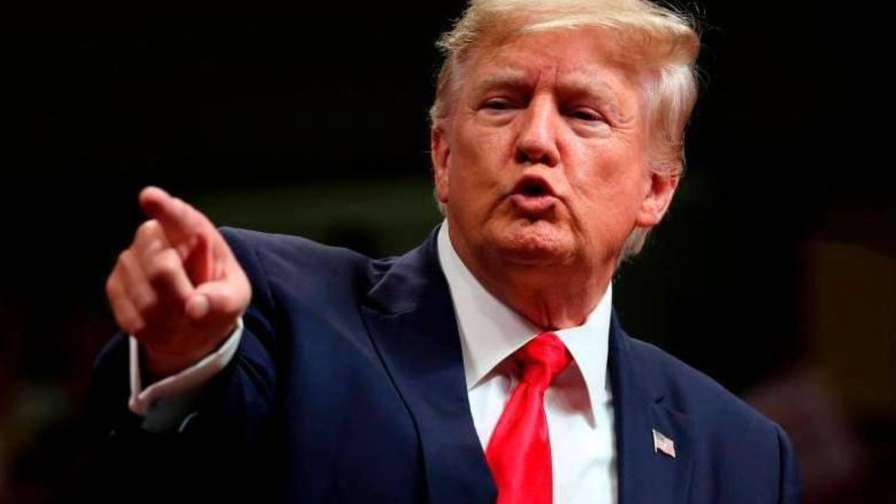 Trump Anuncia Nuevas Tarifas a Canadá, México y China: Impacto Económico Global