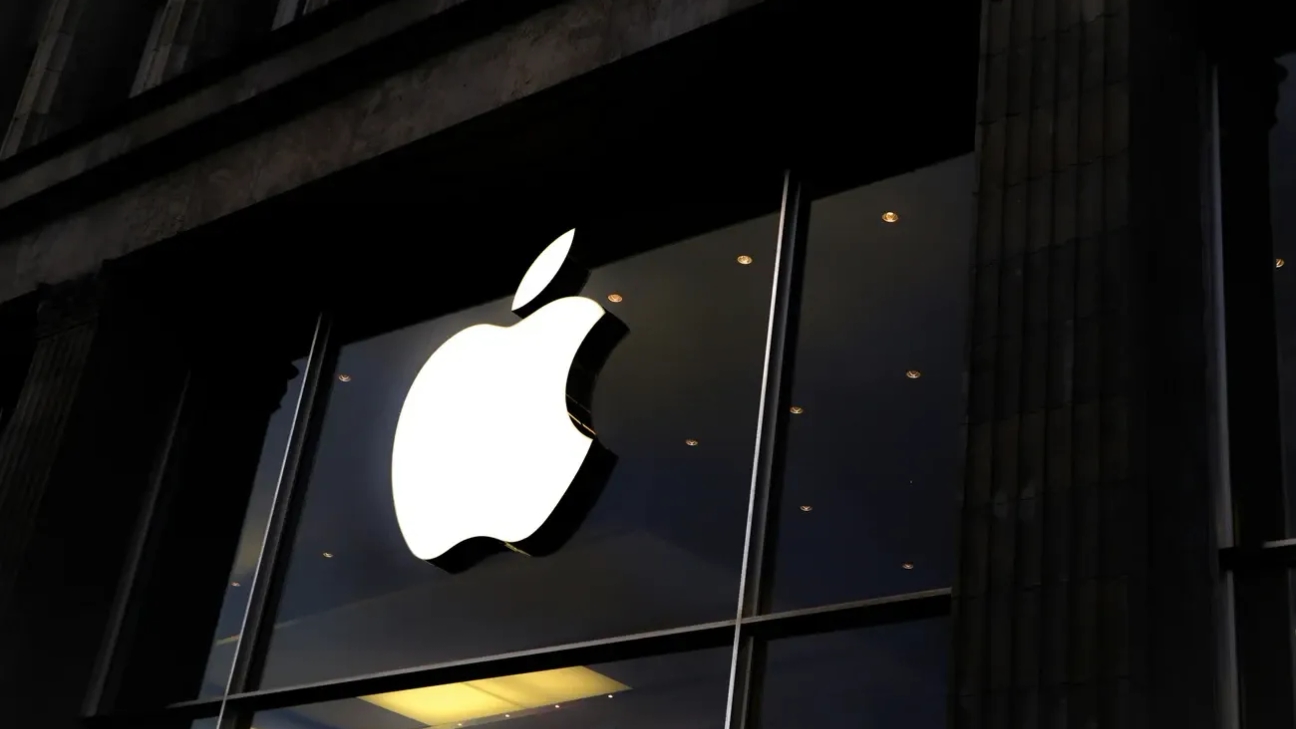 Apple considera a Intel y Samsung para fabricar sus chips en EE.UU.