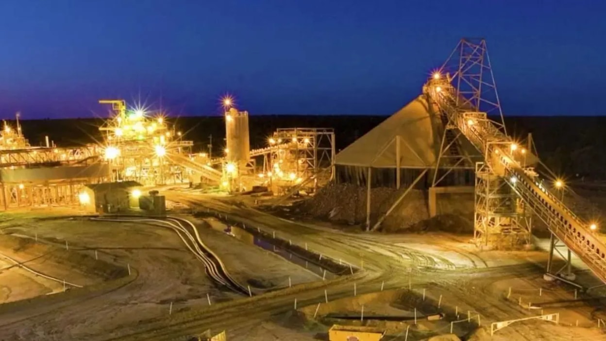 Zijin Mining proyecta un salto productivo tras cerrar un año histórico de utilidades