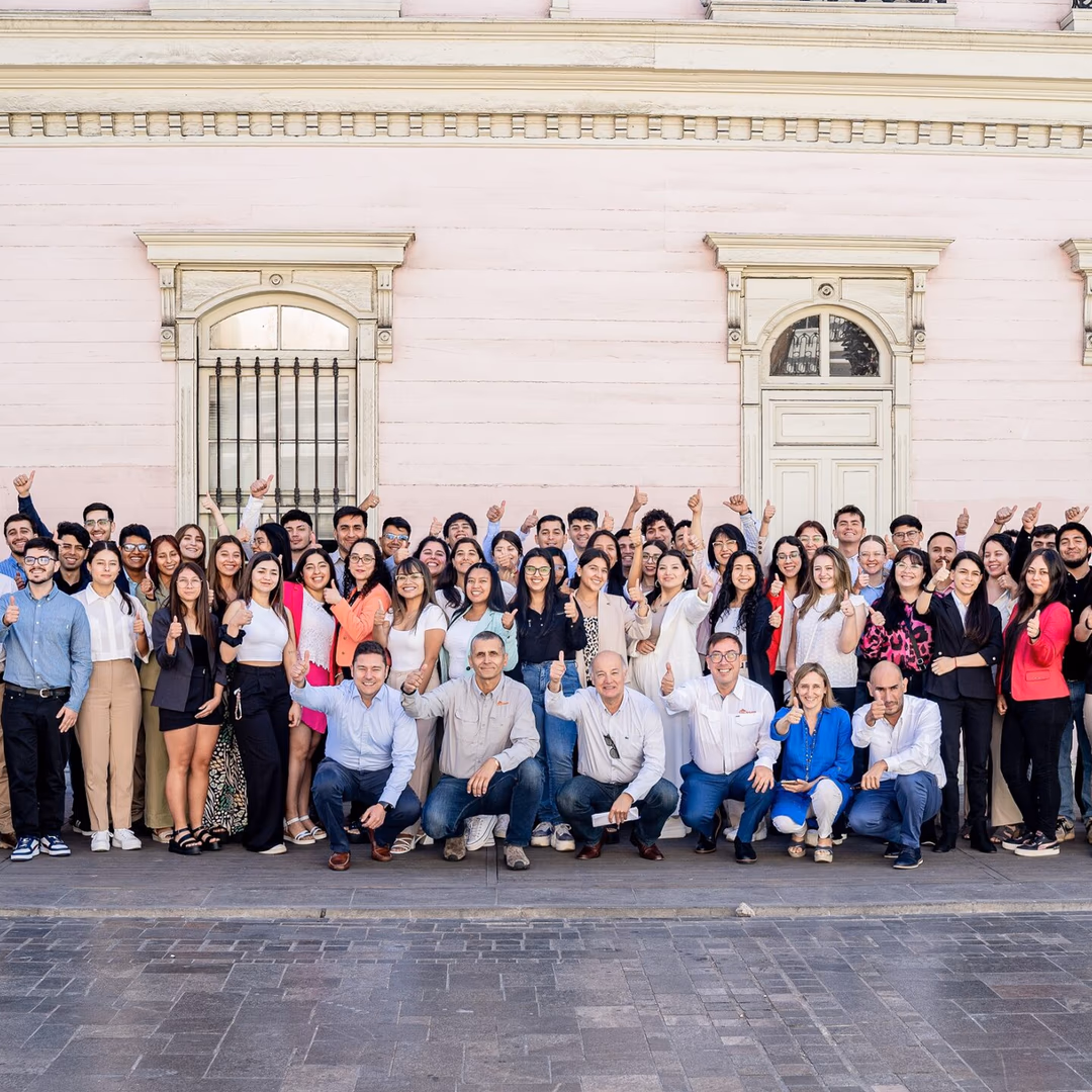 59 universitarios se integran a Programa de Prácticas y Memorias 2024 de Collahuasi