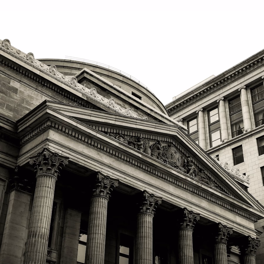 Banco Central mantiene tasa de interés ante alza histórica del combustible