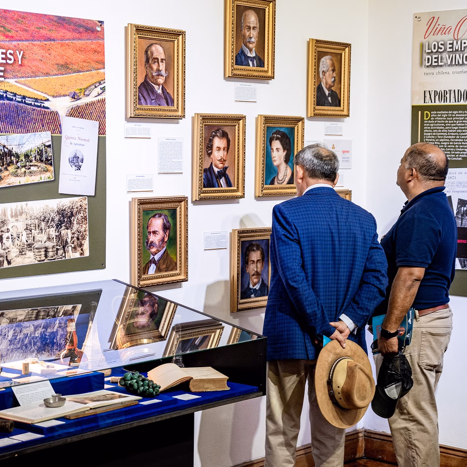 “El Espíritu del Vino” sigue sorprendiendo a los visitantes en Sala de Arte Collahuasi