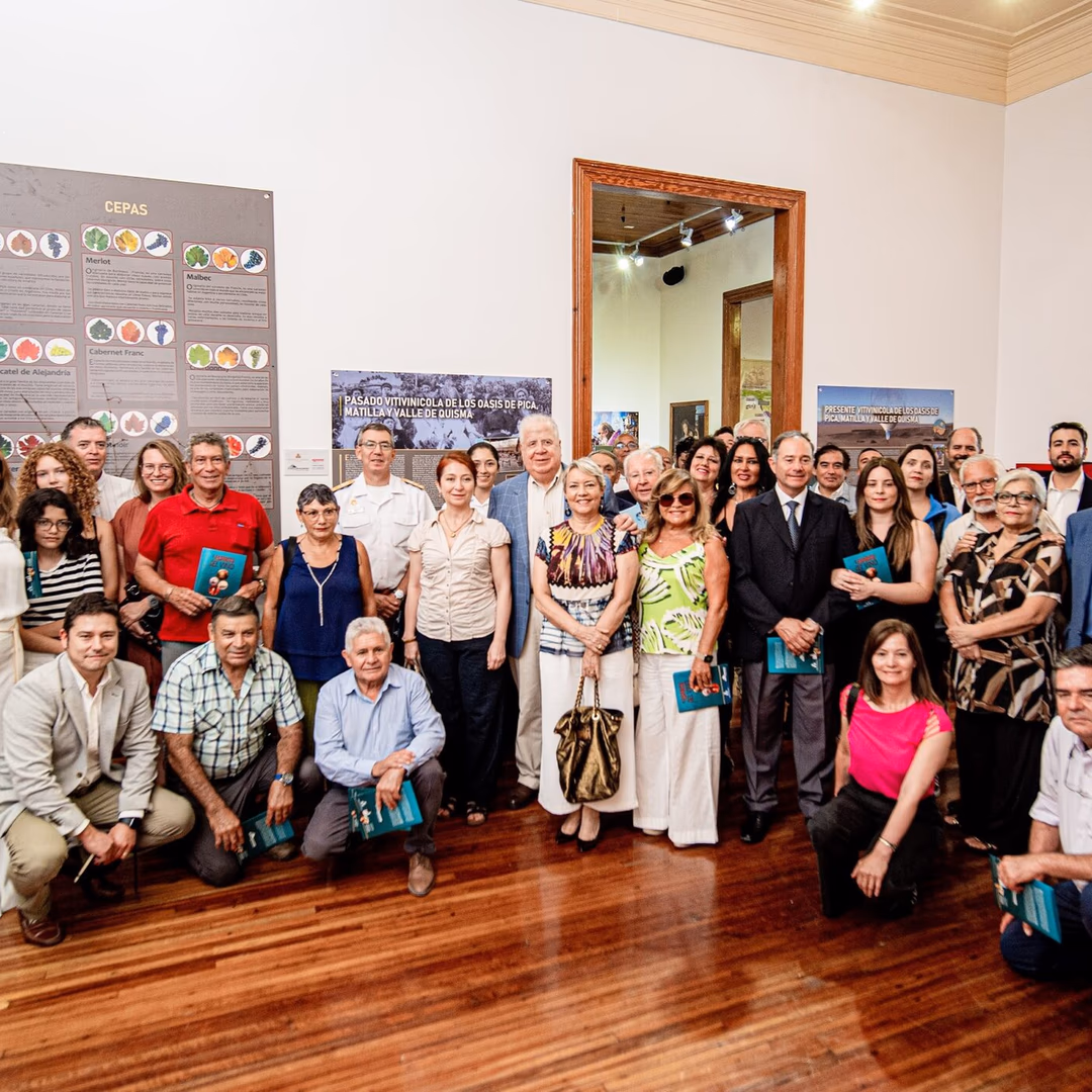 El mundo vitivinícola como expresión cultural llega a Sala de Arte Collahuasi de la mano de Museo del Vino de Santa Cruz