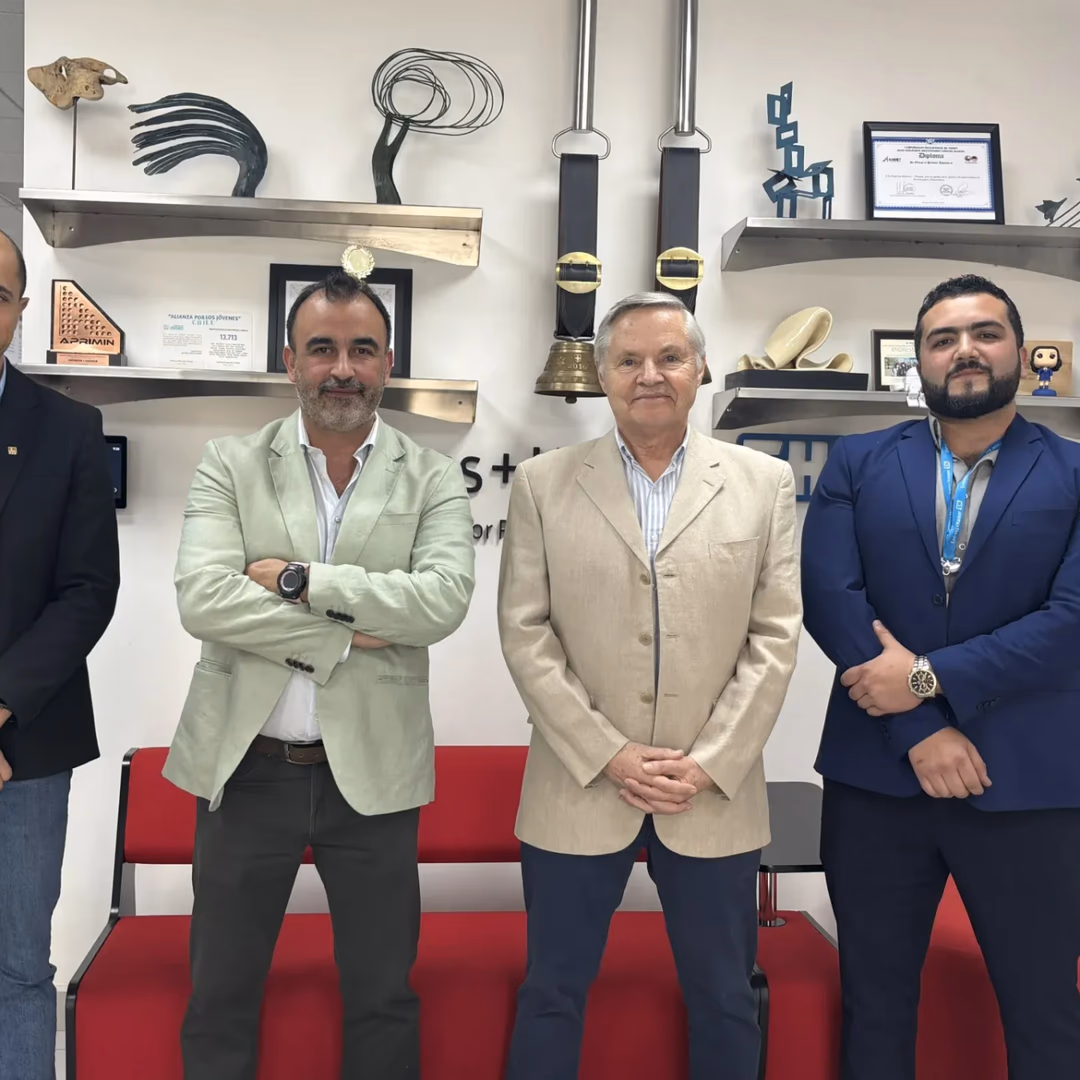 Endress+Hauser Chile y Ambiente y Tecnología sellan alianza estratégica para fortalecer soluciones medioambientales