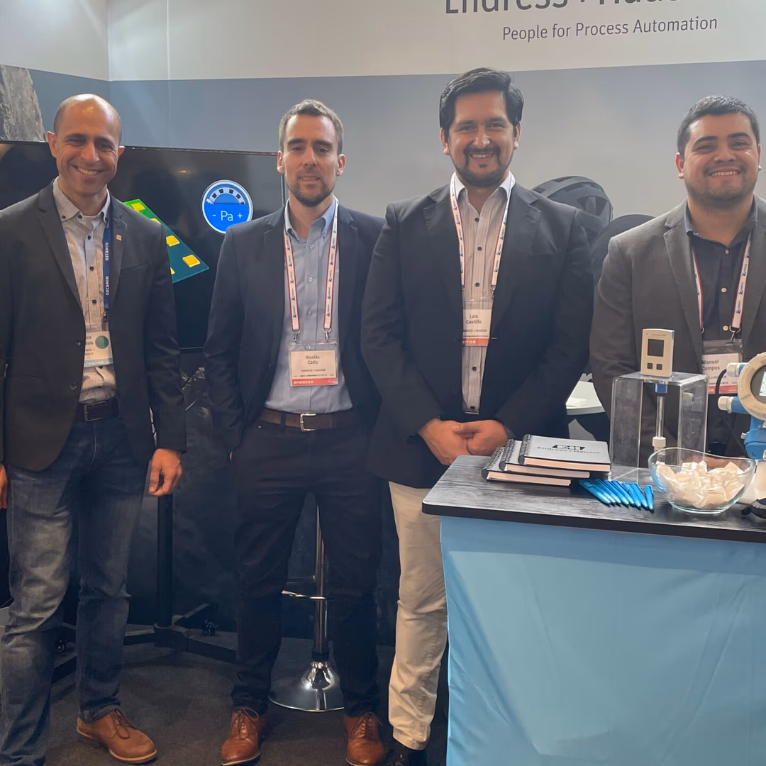 Endress+Hauser marca presencia en congreso “Minería Digital 2024” con plataforma Netilion