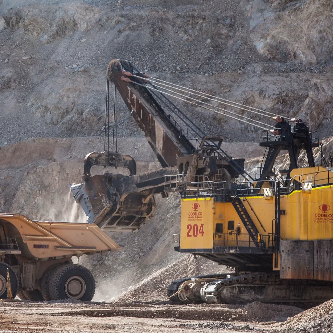 Análisis REDIMIN: qué gana y qué pierde Chile con una privatización total o parcial de Codelco