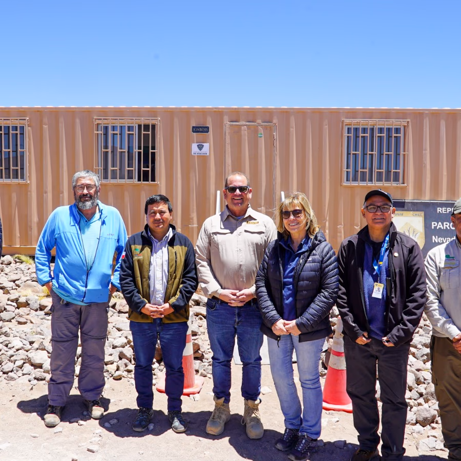 KINROSS dona tres refugios a la Universidad de Atacama en el Parque Nacional Nevado Tres Cruces