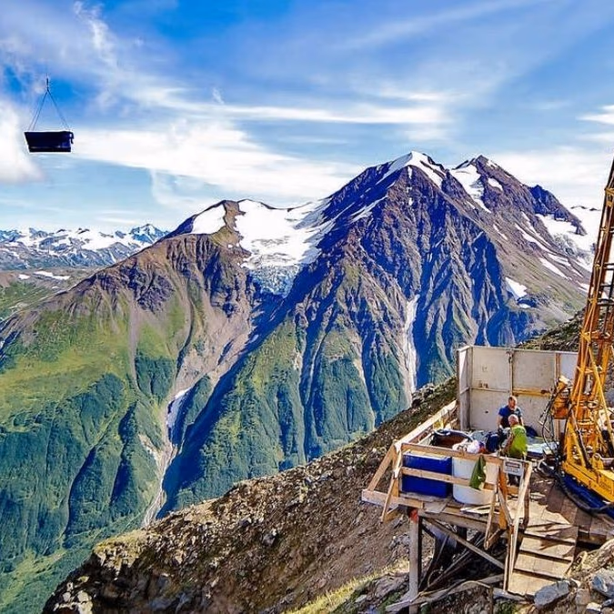 Vizsla Copper inicia 10.000 metros de perforación en Palmer para ampliar recursos de cobre y zinc en Alaska