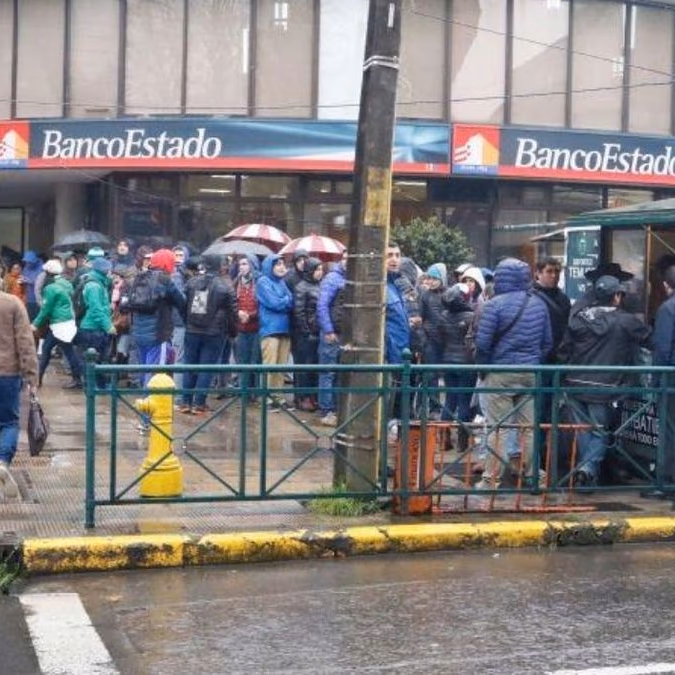 BancoEstado permite postergar seis cuotas y dividendos a clientes afectados por el sistema frontal