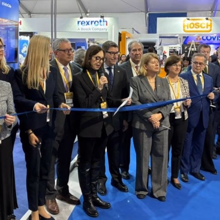 Codelco e instituto francés CEA-Liten sellan acuerdo de desarrollo tecnológico para impulsar la electrificación de la minería subterránea