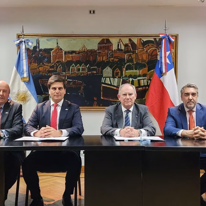 Chile y Argentina reactivan Tratado de Integración y Complementación Minera