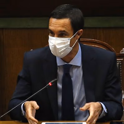 Adjudicación litio: Jobet vincula críticas de la oposición a «tensiones dentro de la coalición del futuro Gobierno»