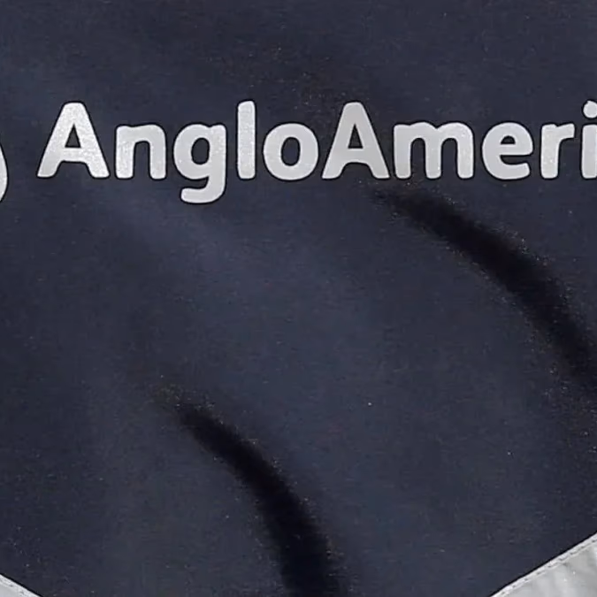 Anglo American retira propuesta de bonos para ejecutivos en plena fusión clave