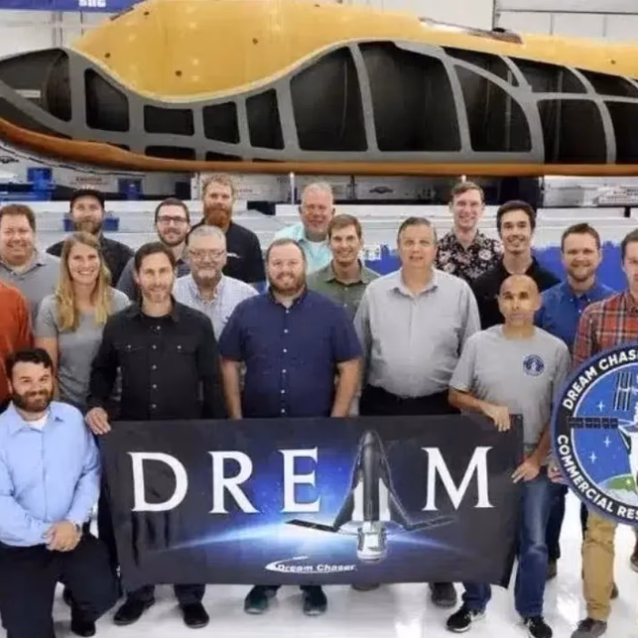 Artemis II: Ingeniero chileno fue clave en misión lunar de la NASA tras 25 años de carrera internacional