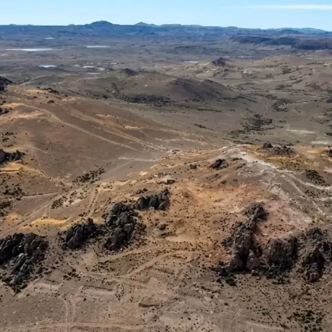 Astra reporta alta ley en La Manchuria: 6,3 m con 837 g/t de plata y 3,32 g/t de oro y una nueva zona Basalto en Santa Cruz