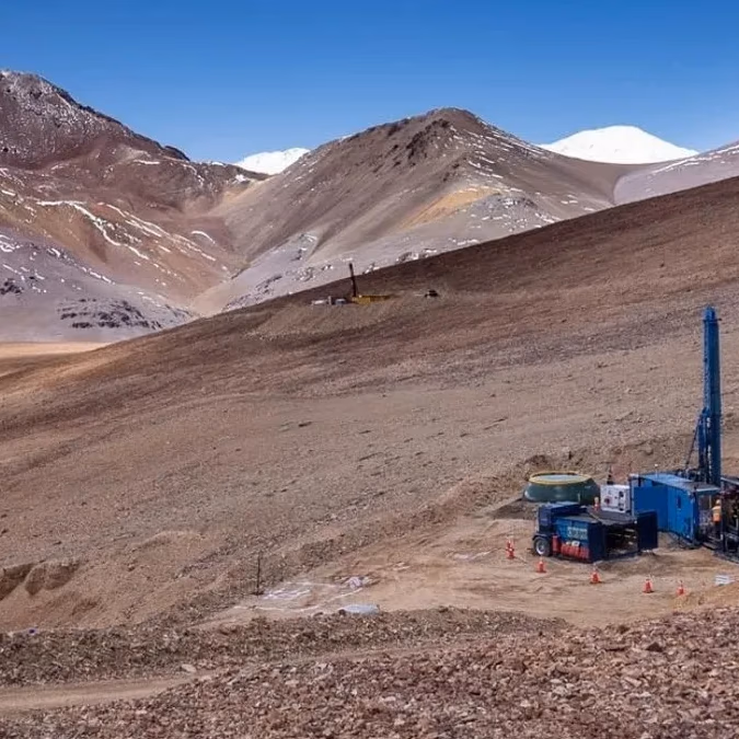 ATEX Resources asegura financiamiento clave con colocación privada de US$62 millones