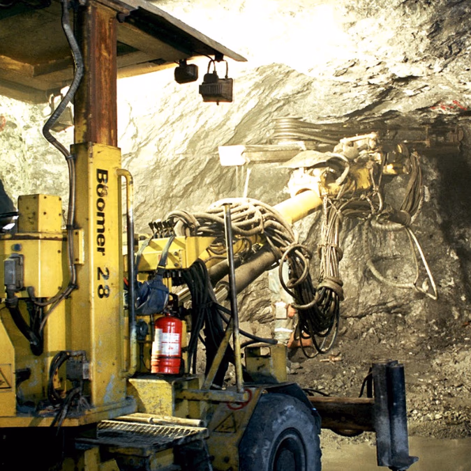 Aumento producción metales clave en Perú: Noviembre 2024 destaca crecimiento.