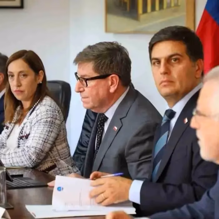 Biministro de Economía y Minería inicia en Antofagasta su primera gira regional