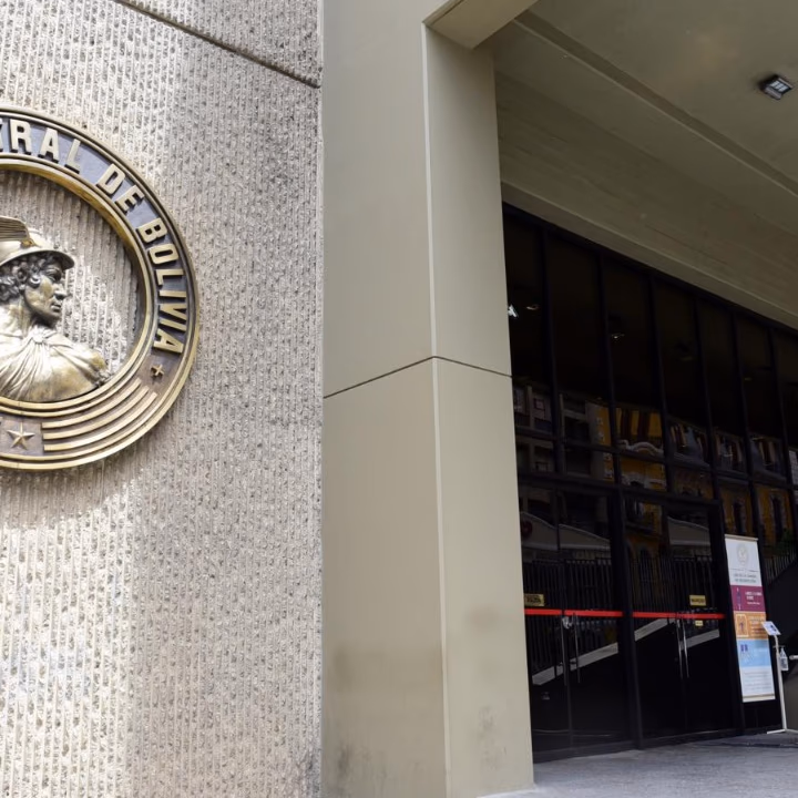 Bolivia: Reservas en oro alcanzan a 43 toneladas, una norma busca subir esa cantidad