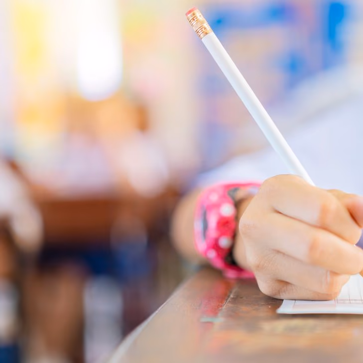 Bonos para estudiantes: Estos son los beneficios que se pagan durante agosto