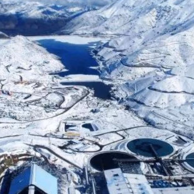 Brazo minero del grupo Luksic ratifica inversión para este año y ya recibió US$ 945 millones de fallido proyecto en Pakistán
