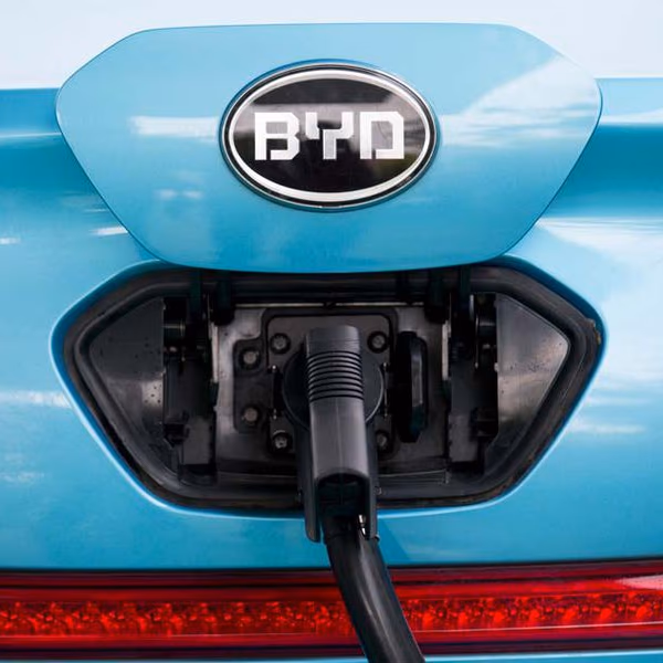 BYD se adjudica licitación para explorar, explotar y comercializar yacimientos de litio en Chile