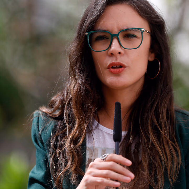 Camila Vallejo asegura que diálogo con trabajadores de Codelco Ventanas seguirá adelante «aunque estén en paro»