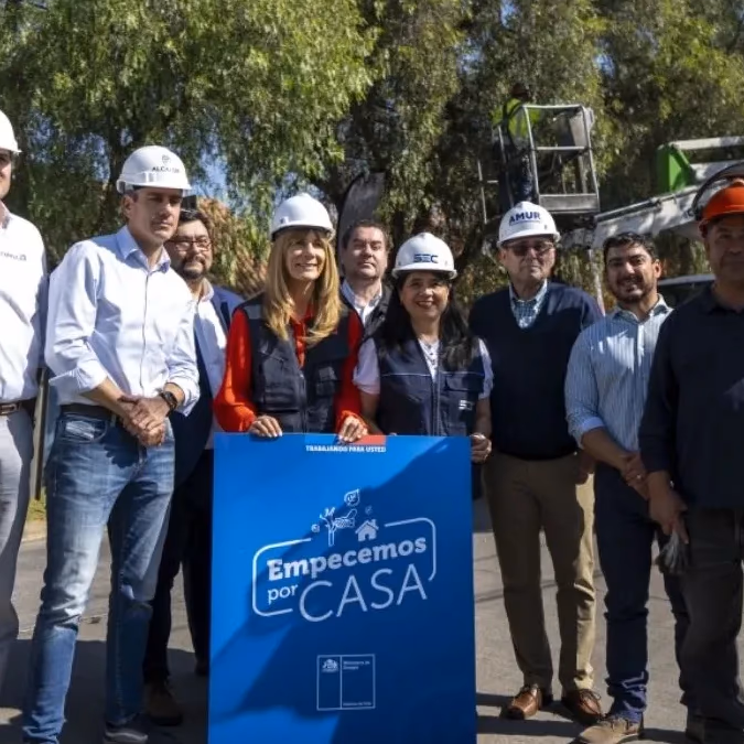 Campaña “Empecemos por Casa” busca reducir cortes de luz en invierno: 30% se asocia a ramas y árboles