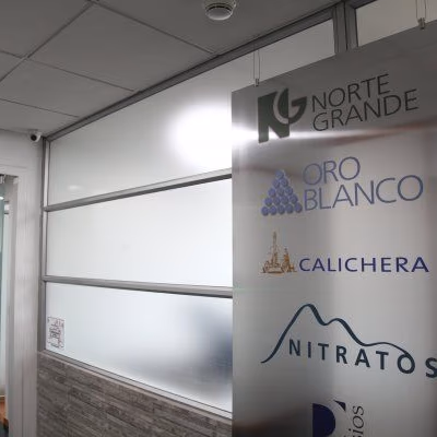Cascadas de SQM piden préstamos a Security para refinanciar deuda con el mismo banco