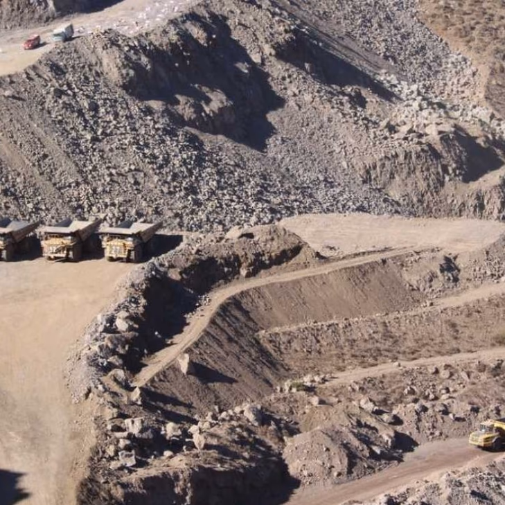 Cevdet Caner y NIU Group Adquieren Minera Tres Valles para Impulsar la Producción de Cobre y Metales Críticos en Chile