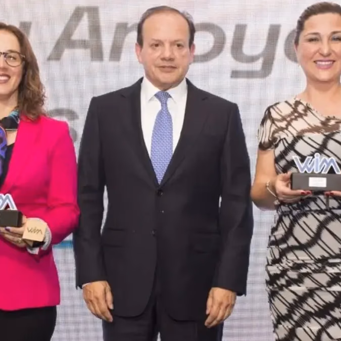Chile alcanza récord mundial de participación femenina en minería y premia a líderes con el Karen Poniachik 2025
