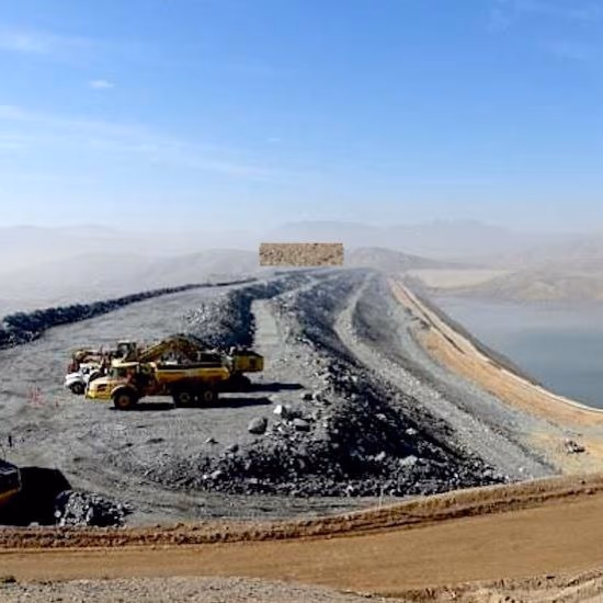 Chile investiga sumidero gigante en mina de cobre subterránea Lundin