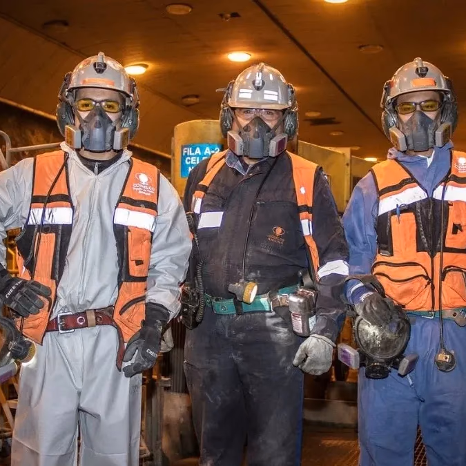 Codelco publica ofertas laborales en Antofagasta, Valparaíso y la Región Metropolitana