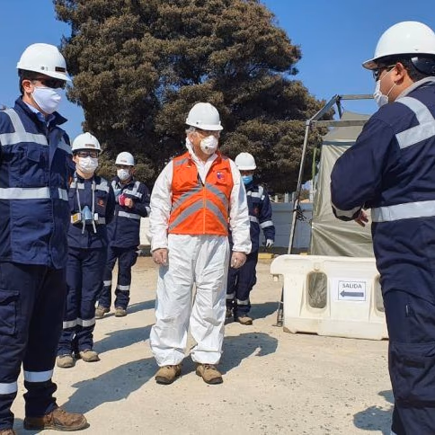 Codelco Ventanas mostró a gobernador cómo evita contagios de Covid-19