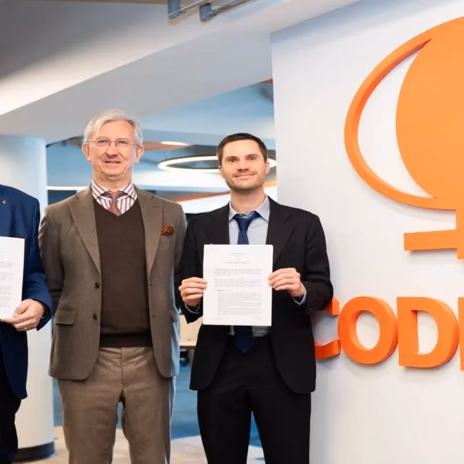 Codelco y CEA-Liten sellan acuerdo para avanzar en la electrificación de la minería subterránea