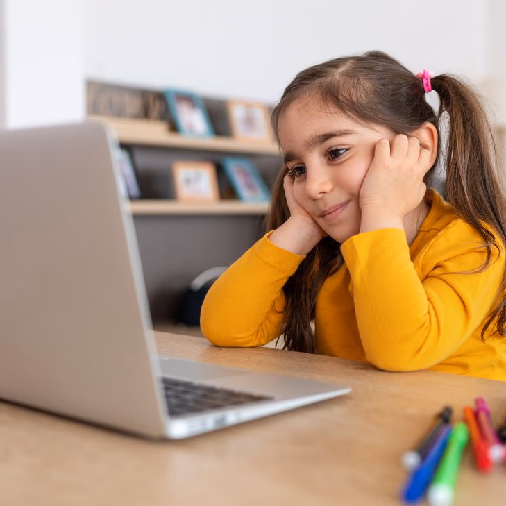 ¿Cómo Obtener un Computador Gratis para Tu Hijo a través de Becas TIC?