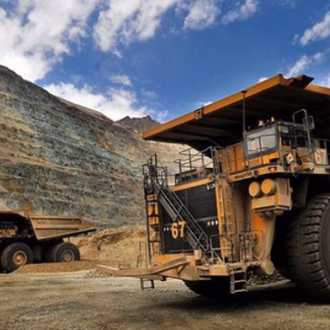 Costos de las grandes mineras suben 15,1% en 2023 por alza de servicios, sueldos y materiales