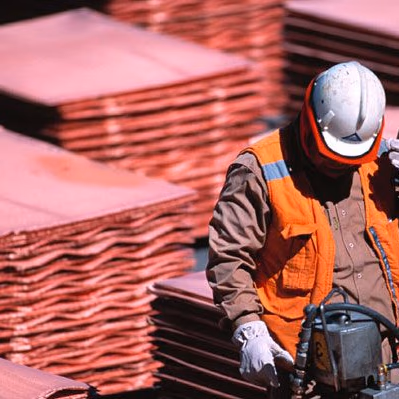 Covid-19: Los resguardos frente al virus de la industria minera, uno de los sectores clave de la economía chilena